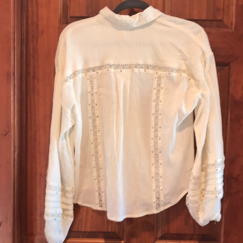 ππ Brand NEW. WITH TAGS. FREE PEOPLE Button up Bloue. Size XS Off-white - Picture 5 of 5